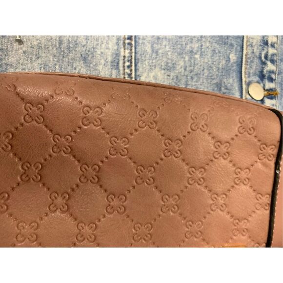 Mauve Bee Monogrammed Handbag - Picture 3 of 9
